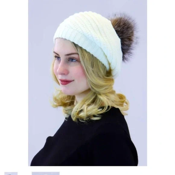 Surell hand sewn crocheted black hat w/ faux fur Pom - Picture 4 of 4